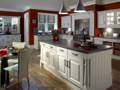 Simple traditional kitchen design