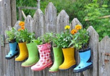 Smart ideas for garden decorations